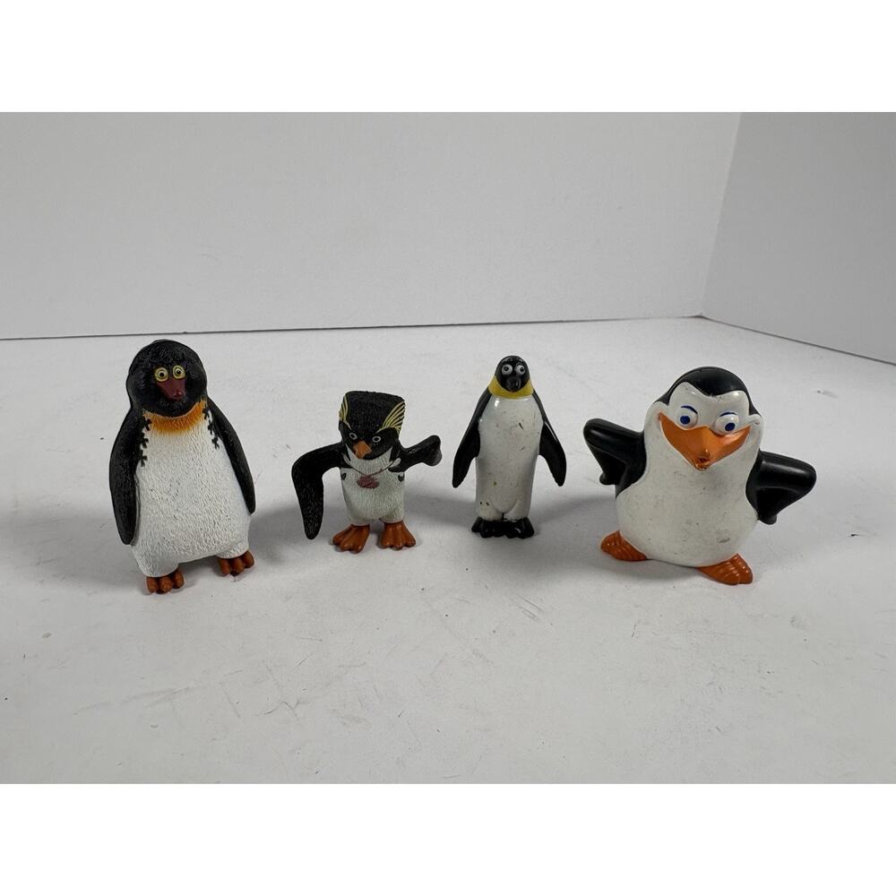 Vintage Penguin Figure Toy Lot Madagascar PVC Plastic Penguins 4pc